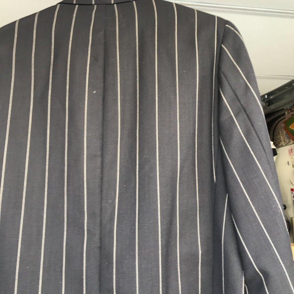 Female jacket - Picture 8 of 8